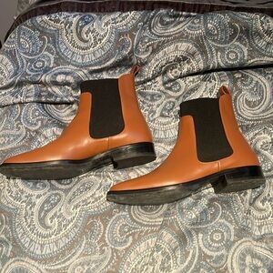 Everlane brown leather boots